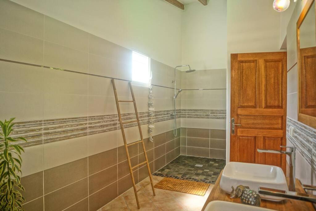 Ti Coin Relax Bungalow Vue Mer Piscine Privee Saint-Francois  Εξωτερικό φωτογραφία